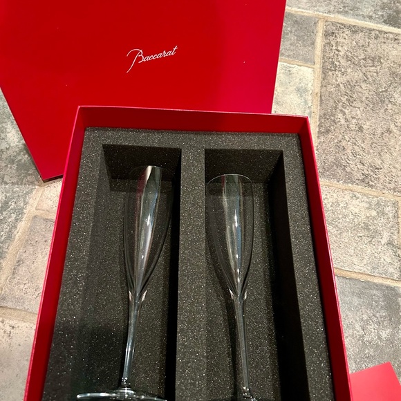 NWT Baccarat Dom Perignon Flutes in Gift Box - Picture 3 of 3
